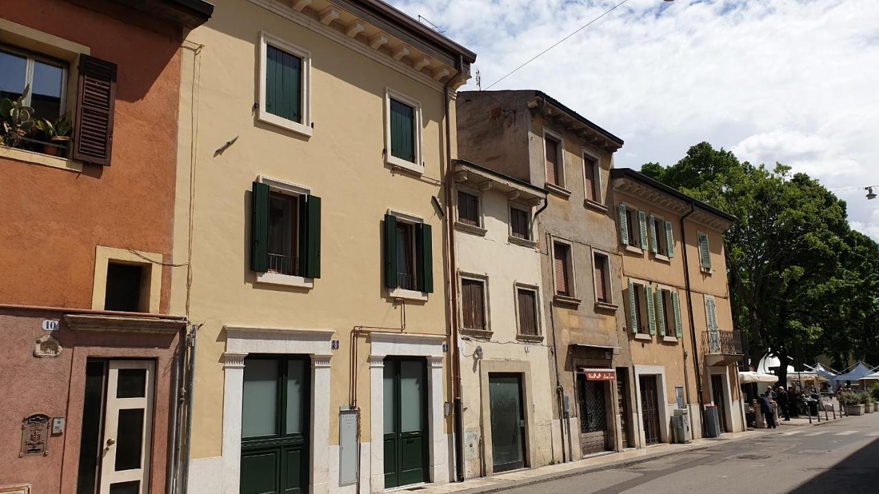 Dimora Rosso San Zeno - Wifi Veloce E Adatto Per Famiglie Verona Exterior foto